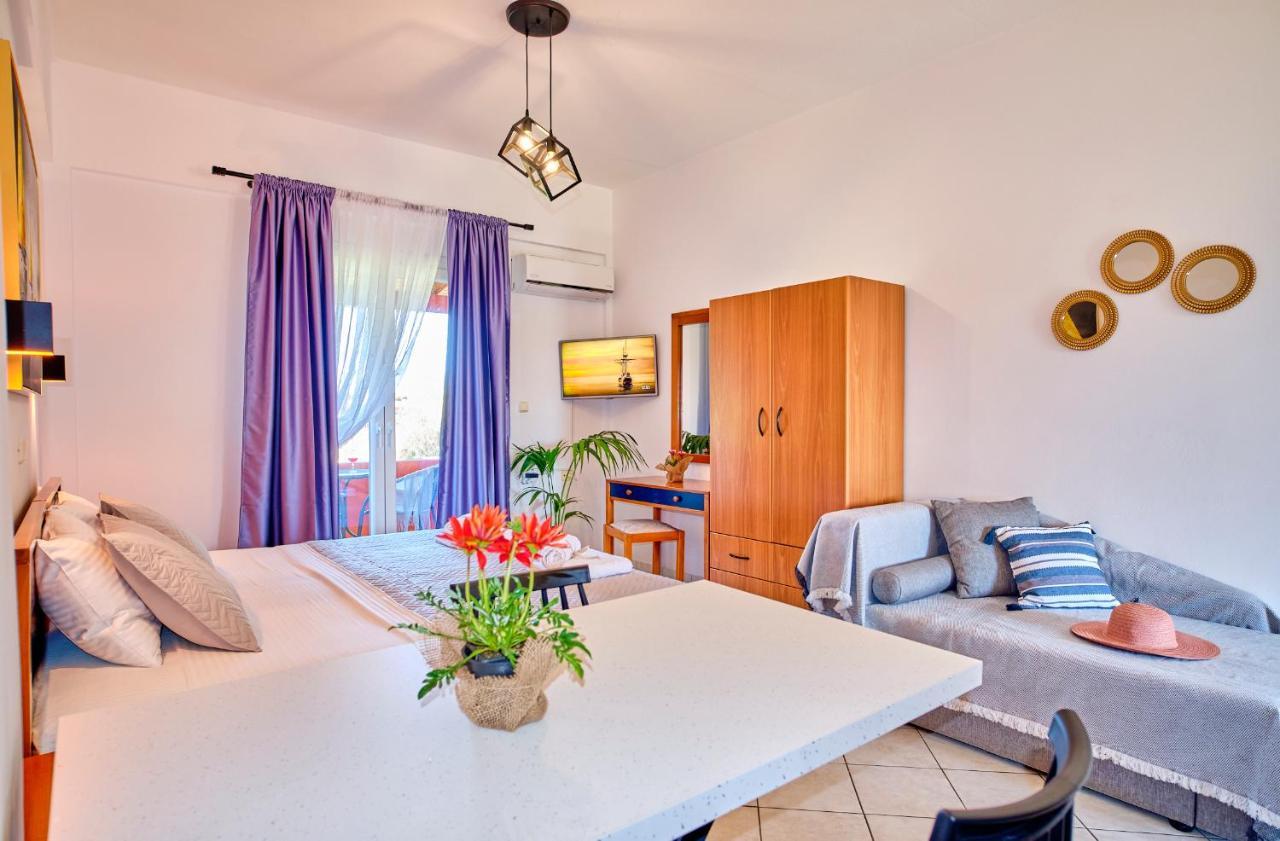 Logas Beach Studios Peroulades  Esterno foto