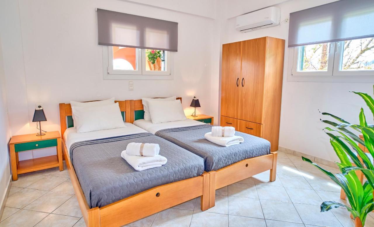 Logas Beach Studios Peroulades  Esterno foto